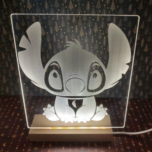 Gravure personnalisée sur plexiglass